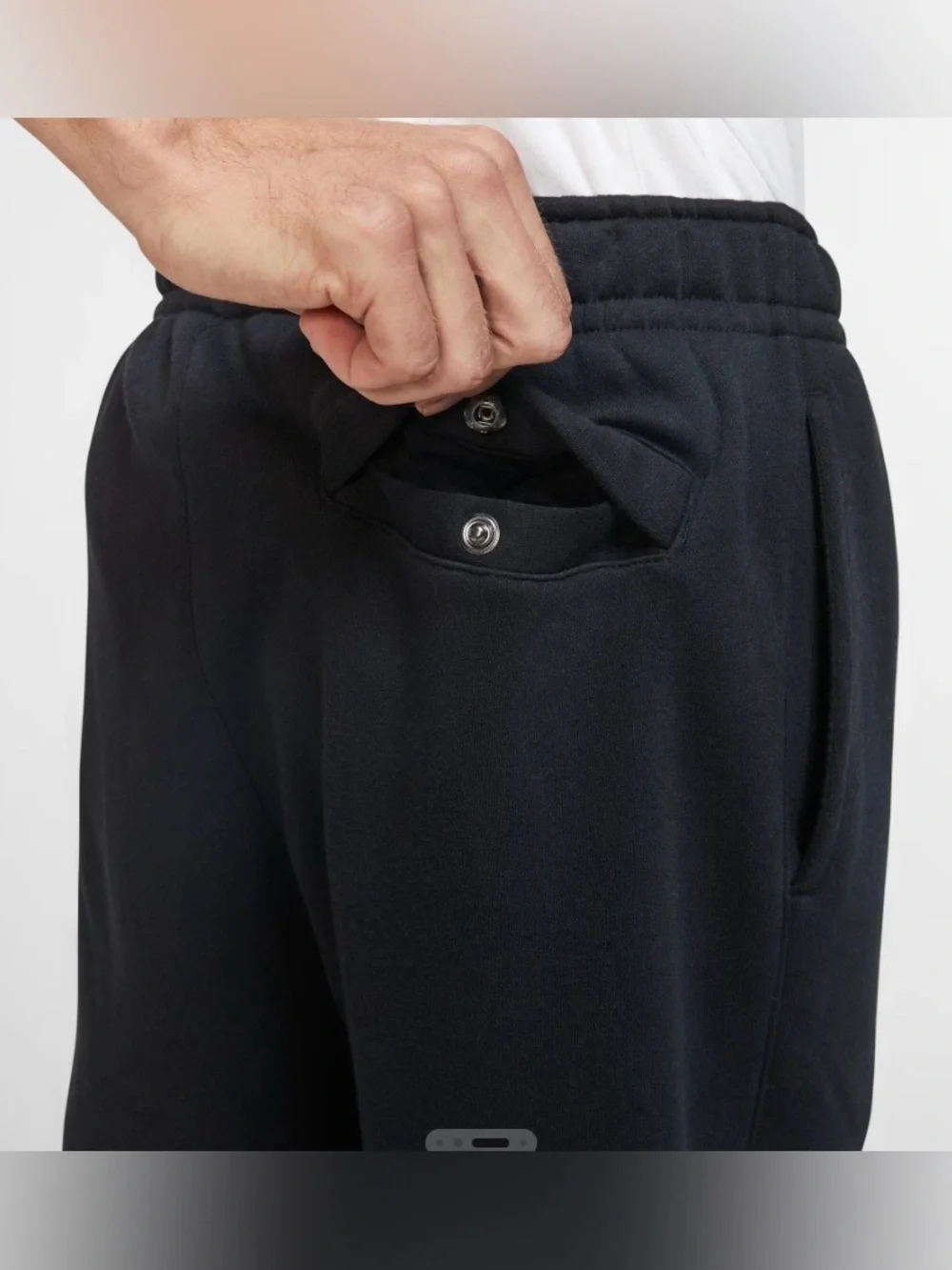 Nike SW Men’s Sz XS Black Club Fleece Joggers